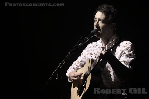 THE WOMBATS - 2022-04-29 - PARIS - La Machine (du Moulin Rouge) - Matthew Murphy